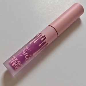Kylie Cosmetics August Bug Matte Mini w/ Postcard